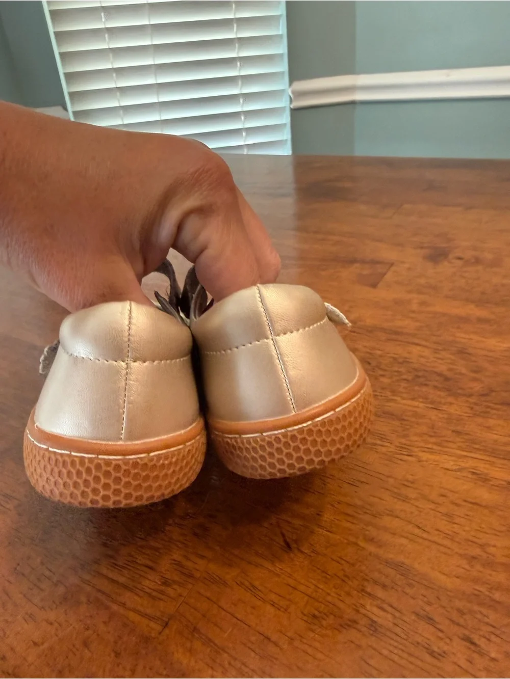 Livie & Luca Ruche Champagne Metallic Leather Mary Jane Shoes Girls 12